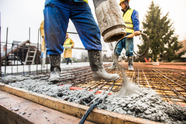 Best Concrete Pool Decks in Green Oaks, IL